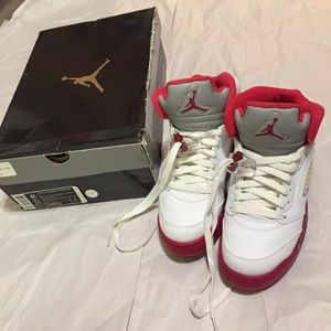 girls air jordan 5 retro GS (6.5y)